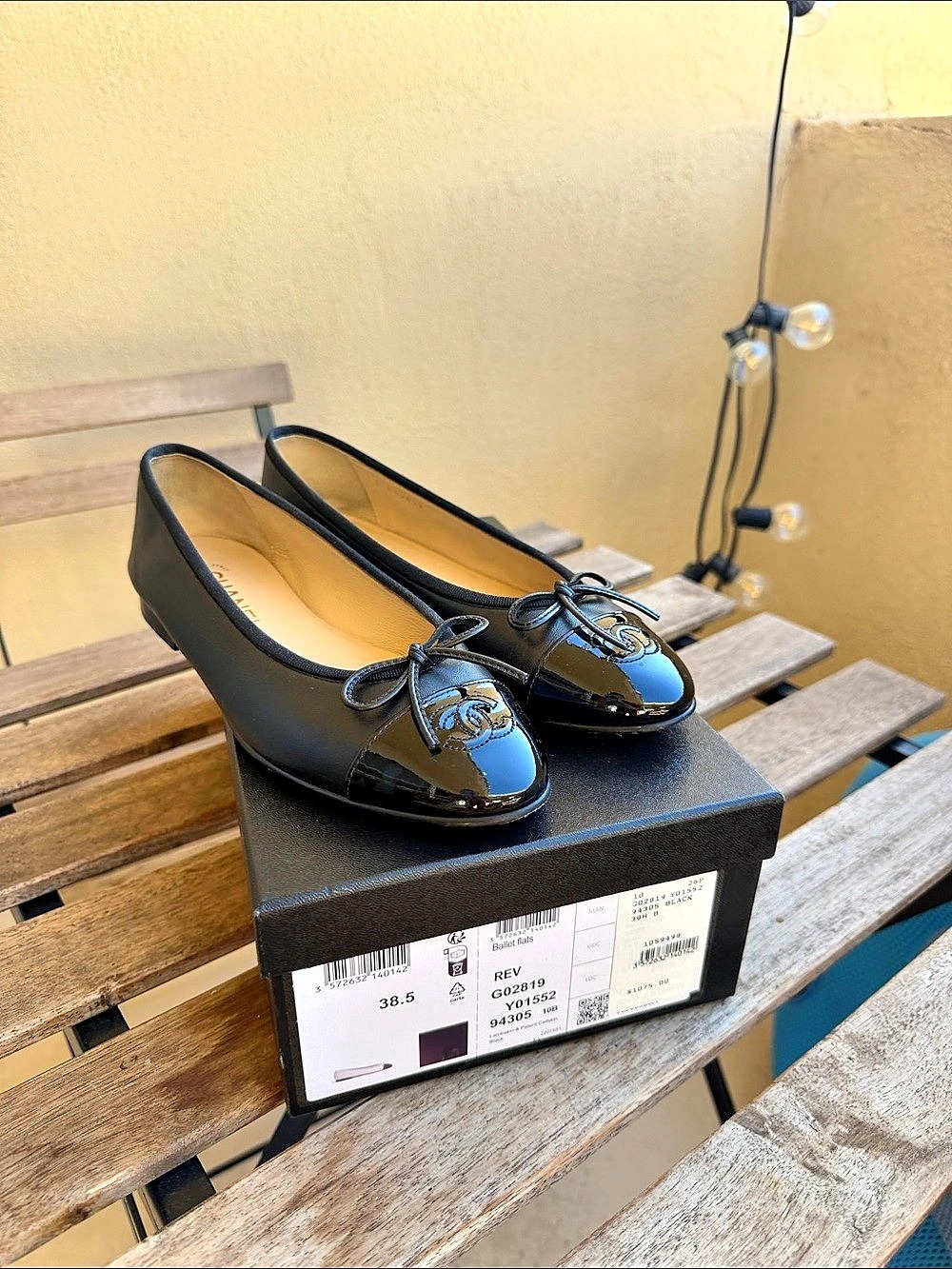 Chanel Cap Toe CC Logo Ballet Flats Black Lambskin & Patent Leather Black EU